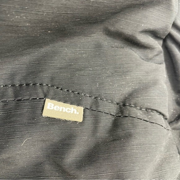 BENCH black Puffer pushbroom Vest‎ Faux Fur Trim Sz M - Picture 3 of 8